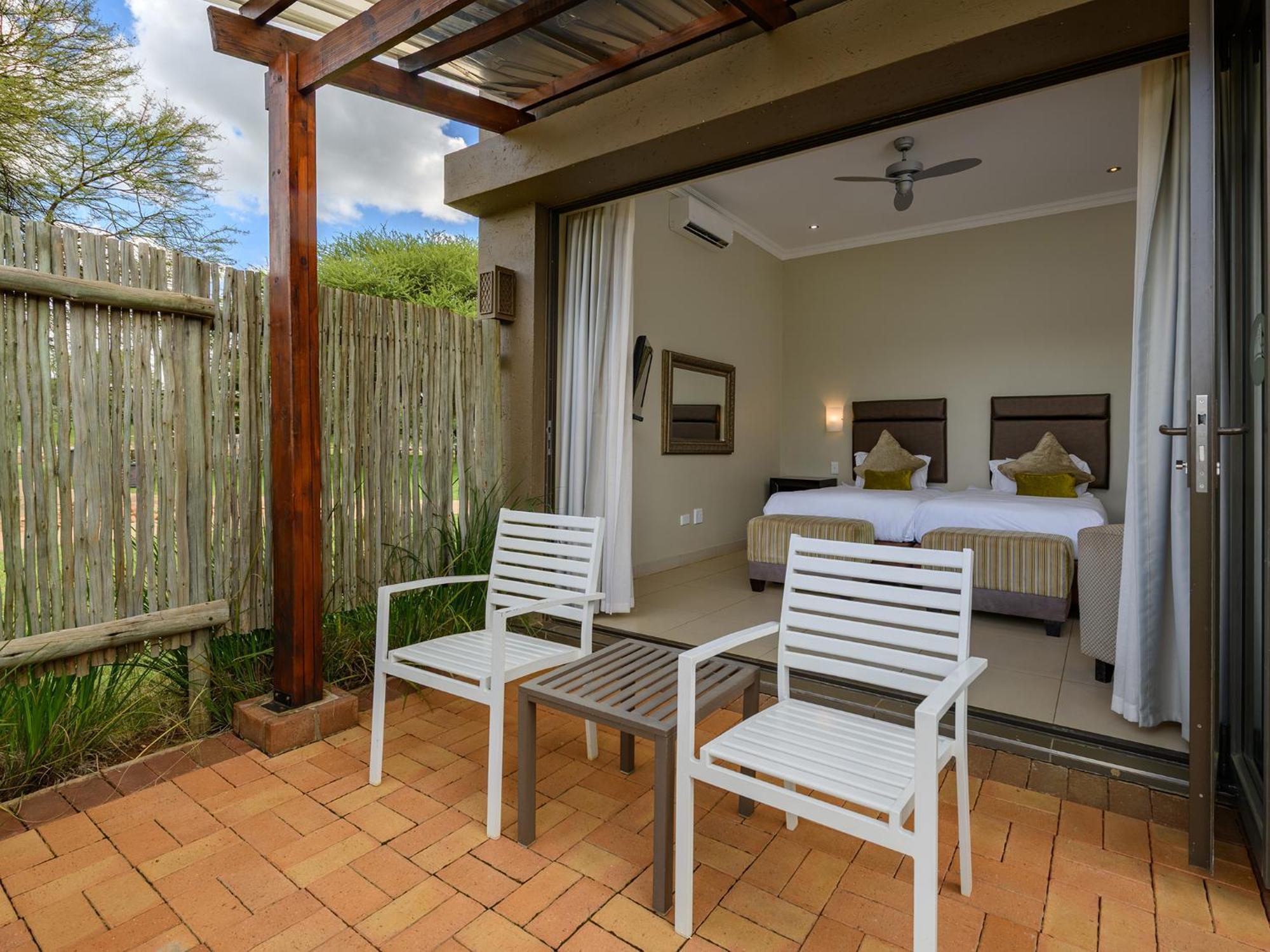 Monomotapa Village @ Legend Golf&Safari Resort Golders Green Esterno foto
